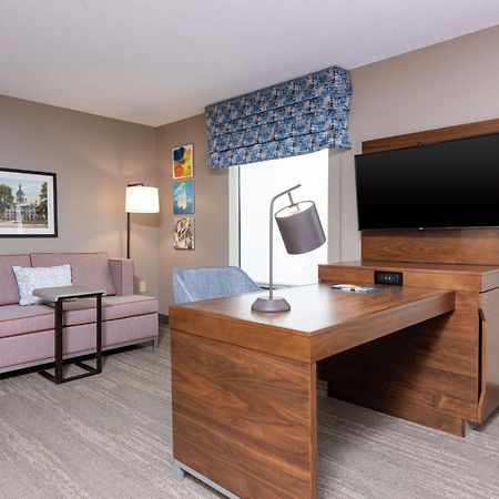 Hampton Inn & Suites Marshalltown Dış mekan fotoğraf
