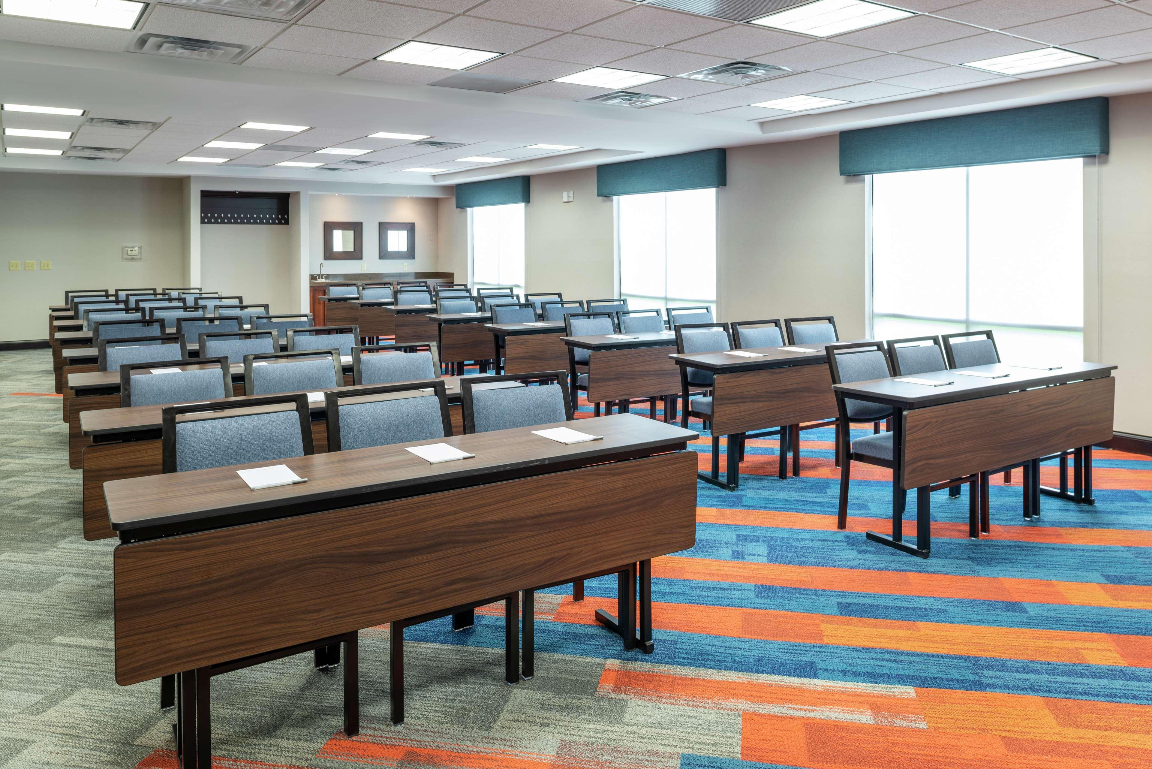 Hampton Inn & Suites Marshalltown Dış mekan fotoğraf