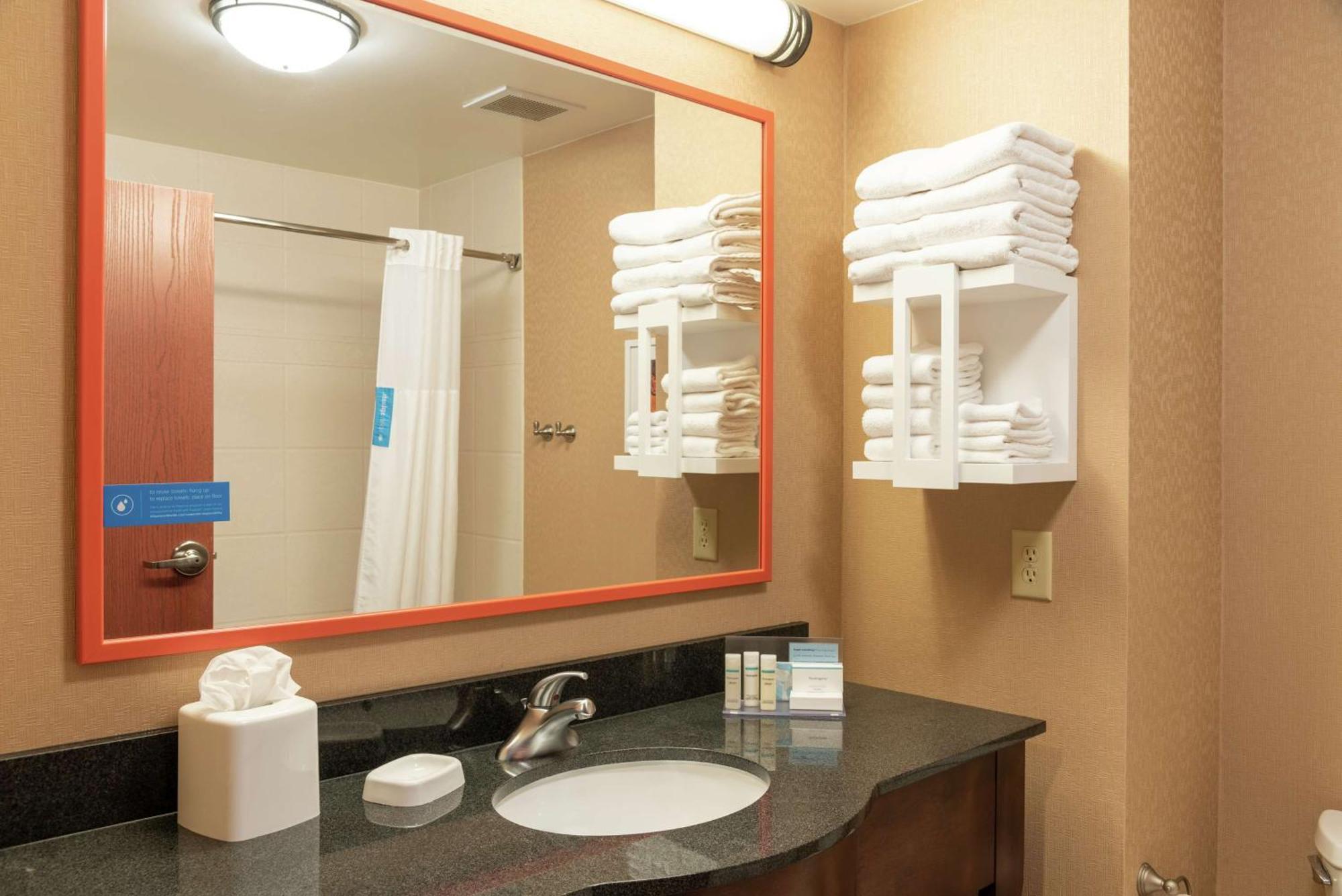 Hampton Inn & Suites Marshalltown Dış mekan fotoğraf